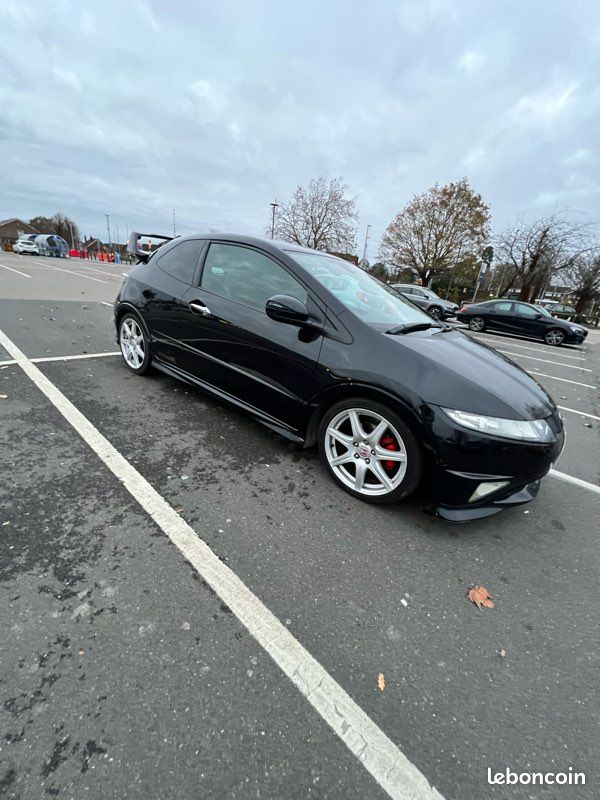 Honda Civic FN2 TYPE R RHD - Voitures