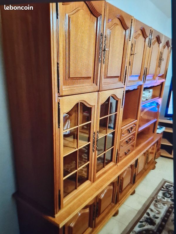 Meuble en bois (image 2)