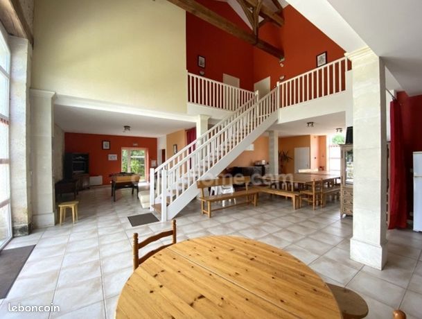 Maison 16 pièces 524 m²