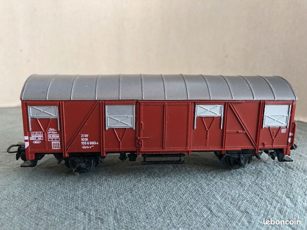 Lot De 4 Wagons De Marchandises Märklin H0 - Échelle 1:87 - Courant Alternatif - Occasion