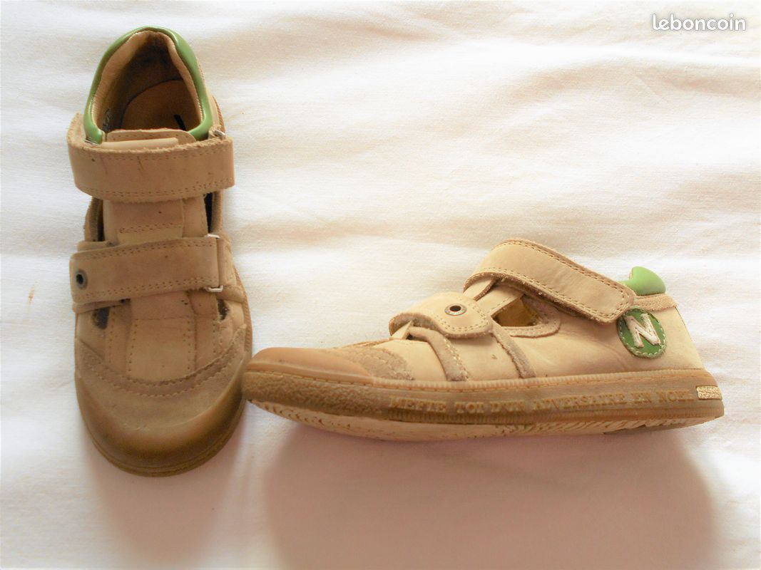 Baskets NOËL p 33 cuir beige parfait état , 14301 (image 1)