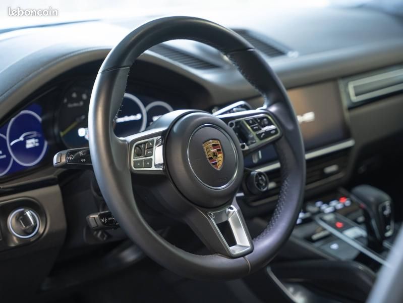 Porsche Cayenne Coupé 4.0 V8 680ch Turbo S E-Hybrid (image 7)