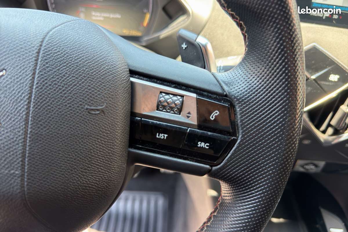 DS 3 Crossback 130 EAT8 PERFORMANCE LINE (image 9)