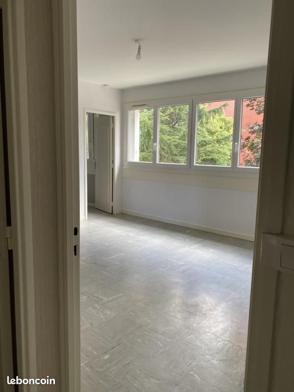 Appartement 4 pièces 69 m² · à Issoudun · 69 m² · 491 €/mois