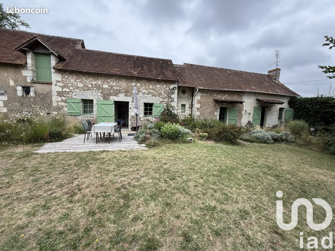 Maison 5 pièces 150 m² · à Noyant-Villages · 150 m² · 203 000 €