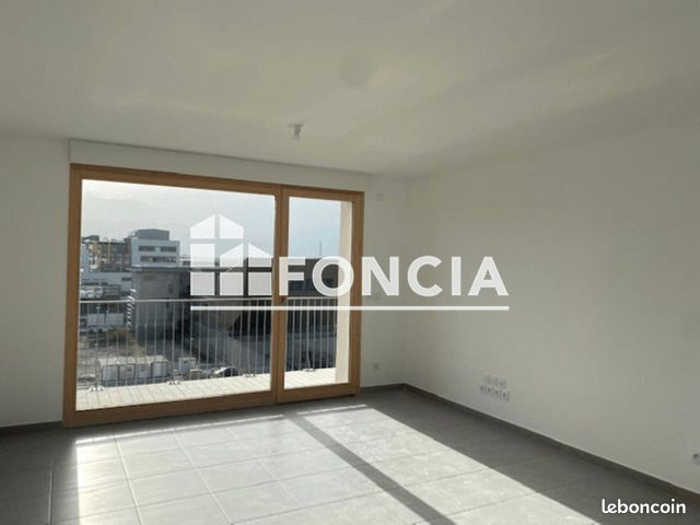 Appartement 3 pièces 62 m² · à Grenoble · 62 m² · 953 €