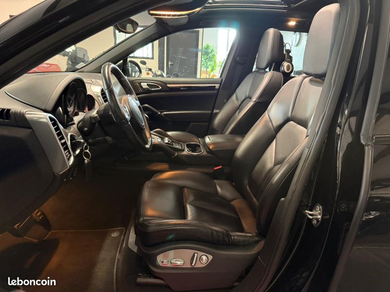 Porsche CAYENNE (958) V6 TIPTRONIC (image 30)