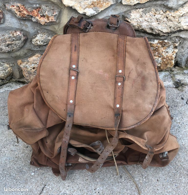 Grand SAC A DOS LAFUMA SCOUT MONTAGNE EN TOILE VINTAGE ANNEES 50