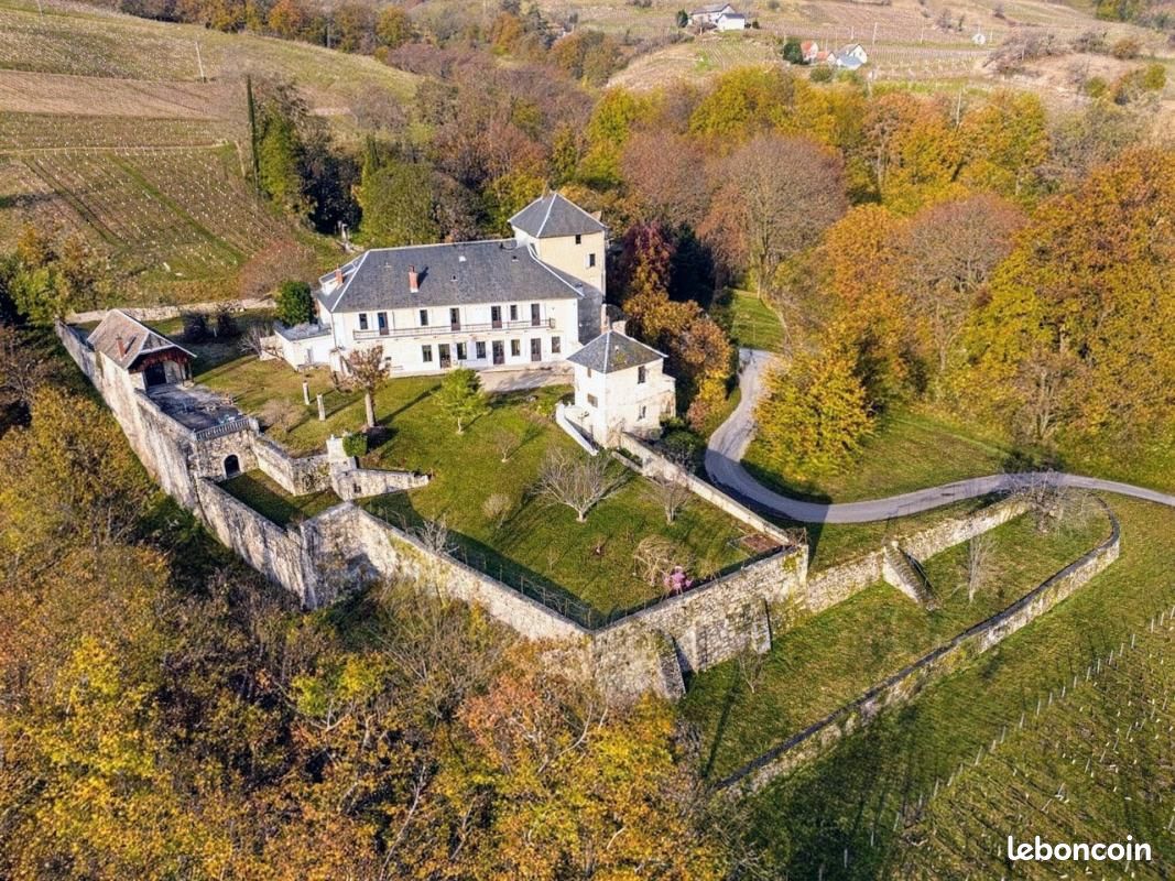 Maison 13 pièces 400 m² · à Chambéry · 400 m² · 2 080 000 €