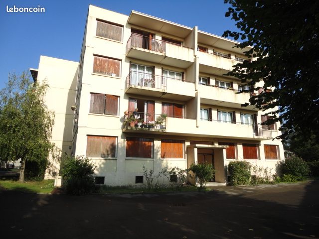 Appartement 3 pièces 69 m² · à Vaulx-en-Velin · 69 m² · 880 €/mois