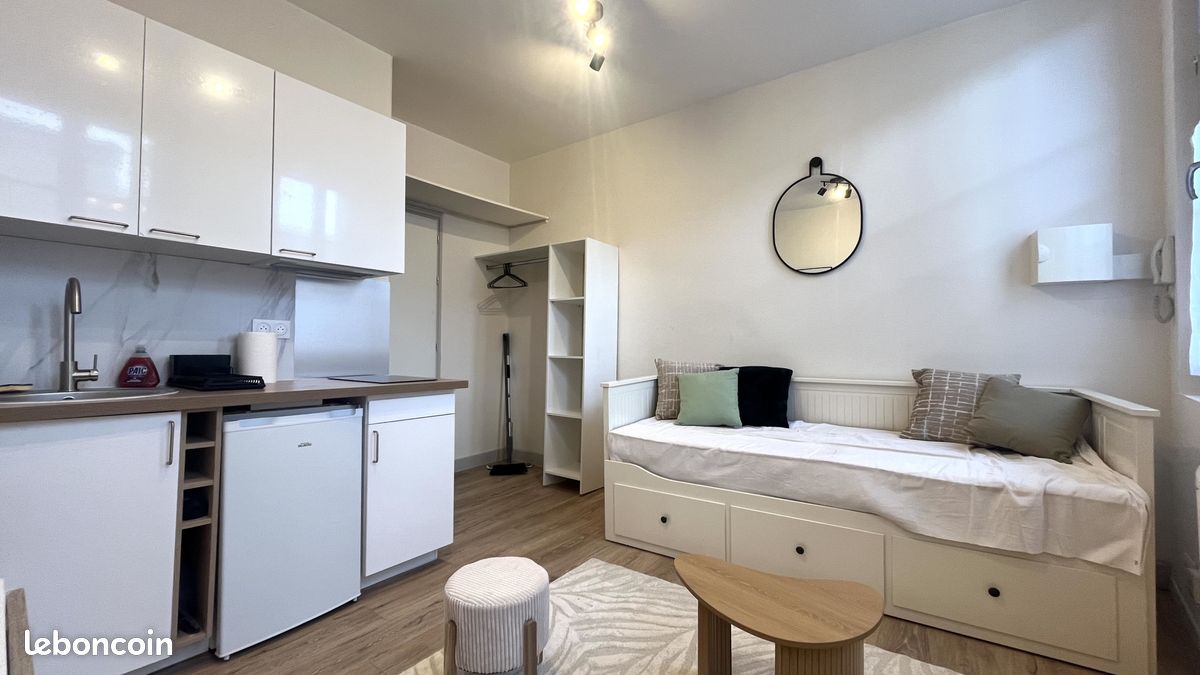 Appartement 1 pièce 14 m² · à Niort · 14 m² · 330 €/mois
