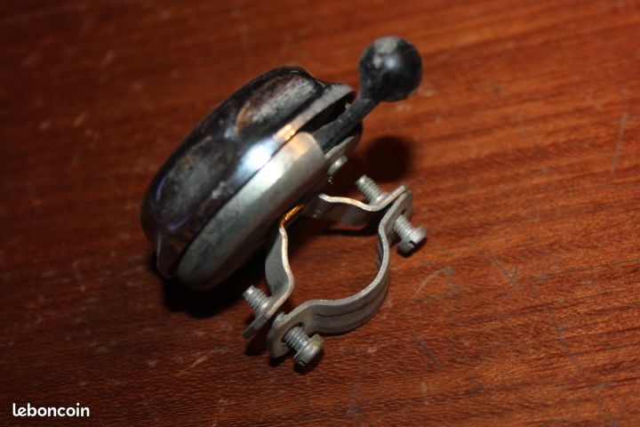 Sonnette ancienne en acier chromé Peugeot AFA vélo vintage