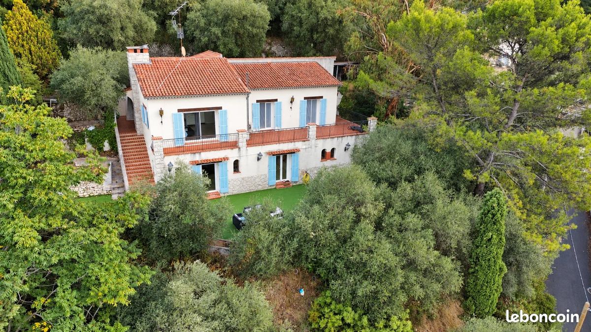 Maison 7 pièces 215 m² · à Drap · 215 m² · 609 000 €