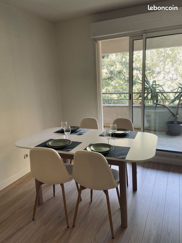 Parking 3 pièces 72 m² · à Bordeaux · 72 m² · 1 530 €