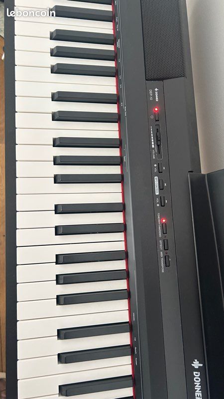 Piano Numérique DONNER DDP-300 - 88 Touches Lestées | Son Realiste Et Design Élégant