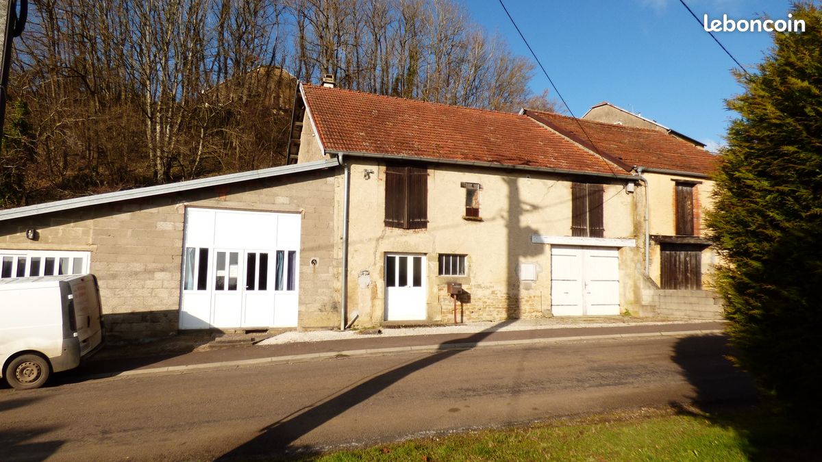 4 pièces 250 m² · à Haute-Amance · 250 m² · 33 000 €