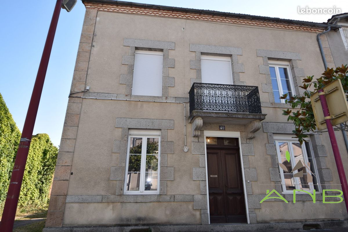 Maison 6 pièces 150 m² · à Piégut-Pluviers · 150 m² · 212 000 €