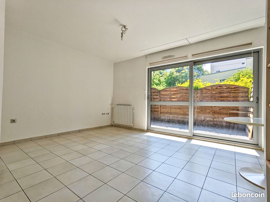 Appartement 2 pièces 49 m² · à Courbevoie · 49 m² · 1 340 €