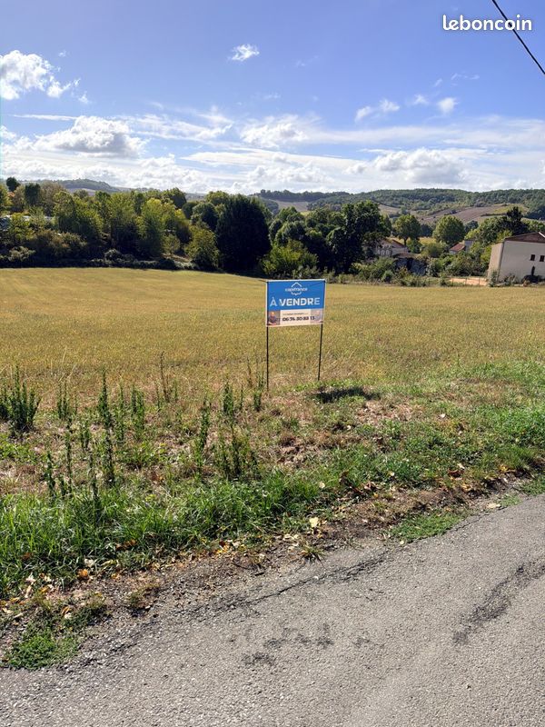 Terrain 13956 m² · à Tayrac · 95 000 €