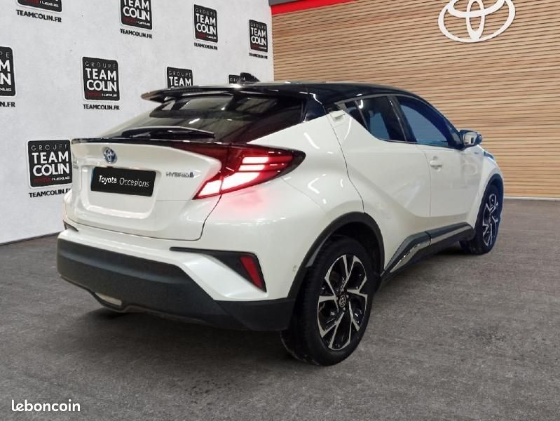 Toyota C-HR 122h Collection 2WD E-CVT MY22 (image 4)