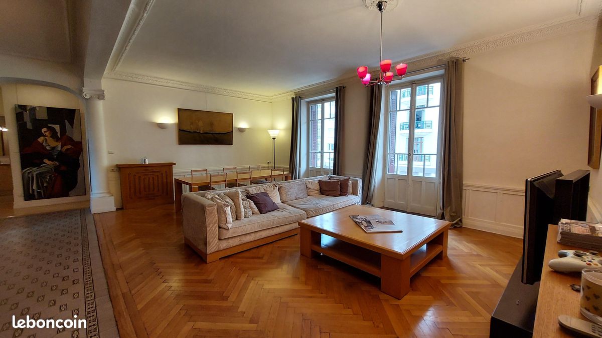 Vente | Appartement T5 | 5p | 4ch | 167.05 m² | Annecy | Expo Sud | Balcon