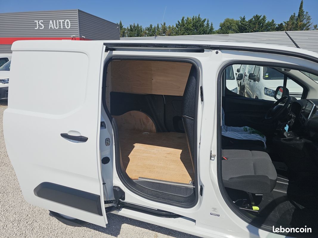 Citroen BERLINGO VAN BLUEHDI 100 S&S GPS CARPLAY AVEC 12 450 KM (image 6)