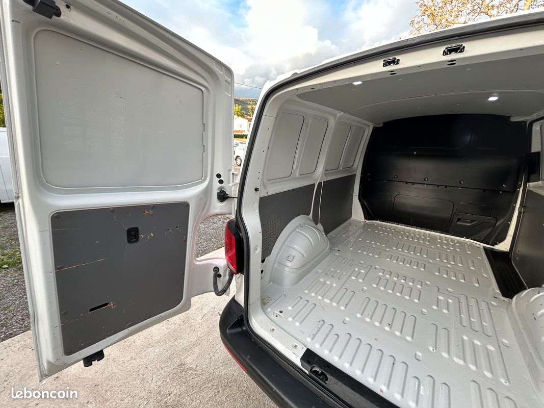24560 HT - Transporter 4MOTION L1H1 2.0 TDi 150 Business (image 15)