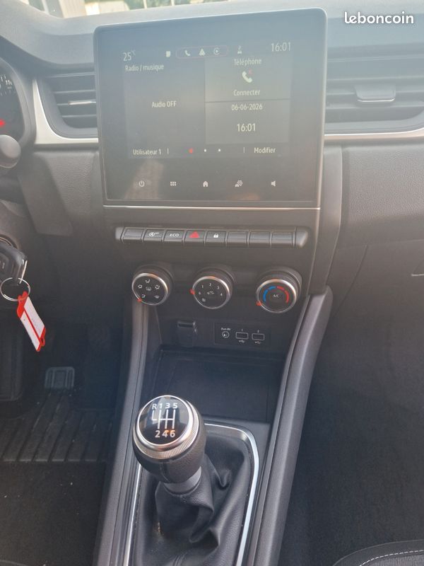 Renault Captur 90CH, Equilibre, ( TVA, 1er Main, France ). Excellent état général. Reprise Possible (image 15)