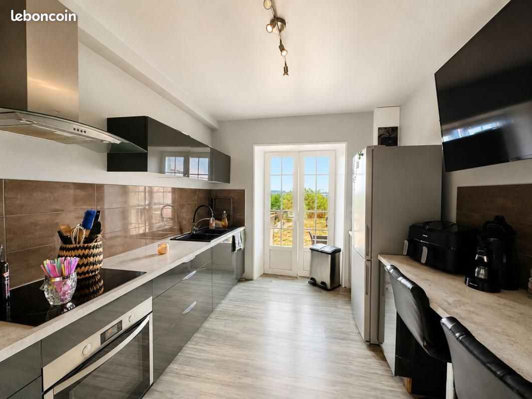 Maison 4 pièces 136 m² (image 2)