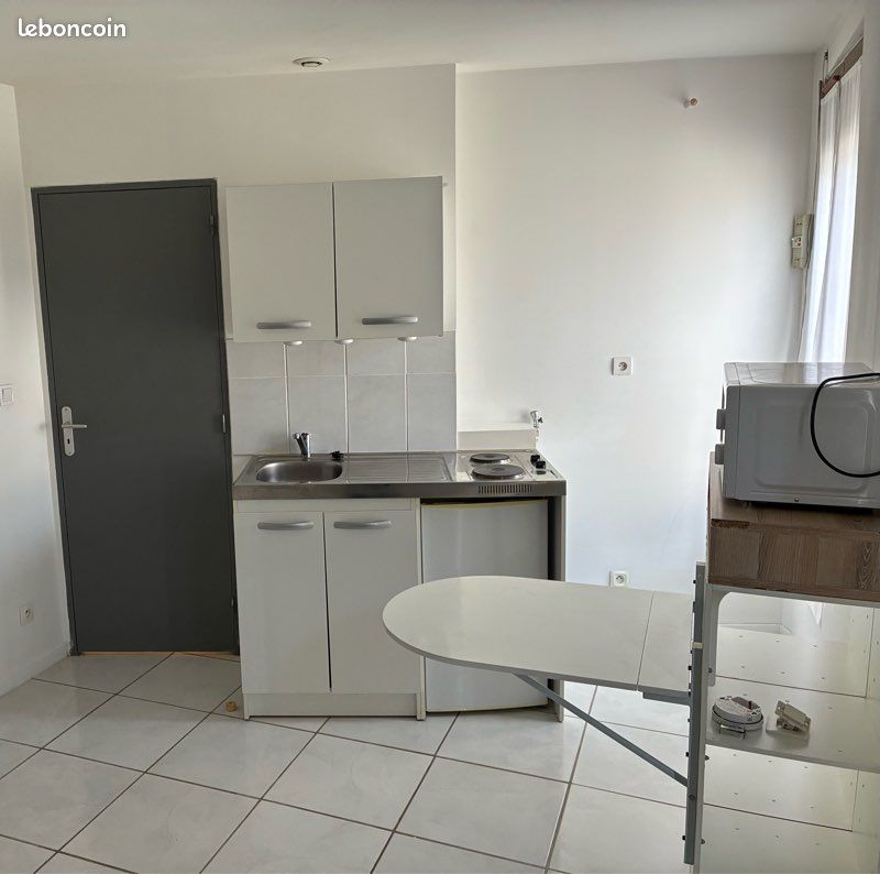 Appartement 1 pièce 15 m² · à Le Mans · 15 m² · 350 €