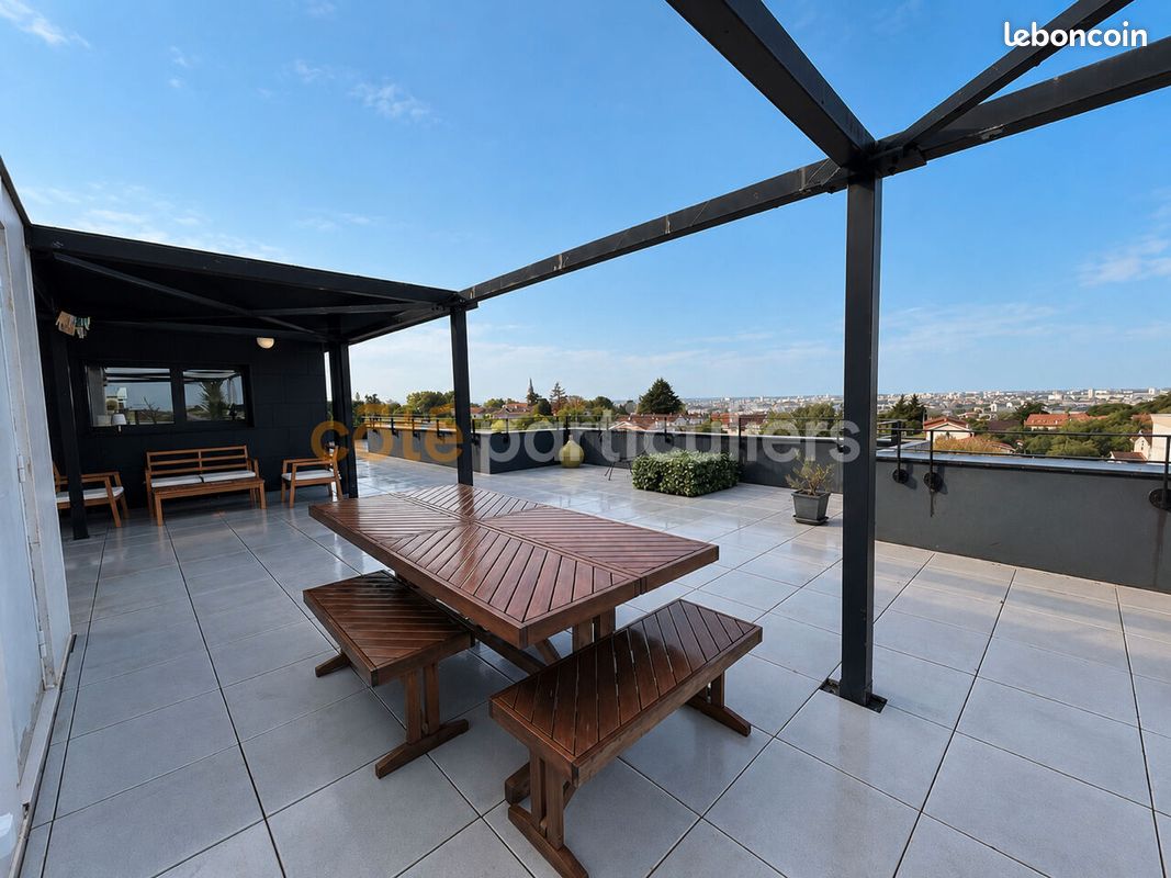 Appartement 4 pièces 100 m² · à Cenon · 100 m² · 407 550 €