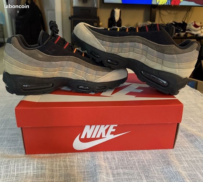 Nike Air Max 95 Topographic Kaki 42 (image 3)