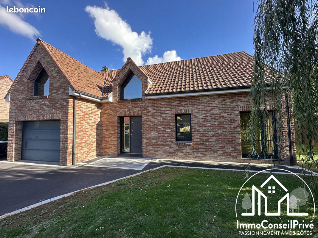 Maison 6 pièces 160 m² · à Carvin · 160 m² · 399 000 €