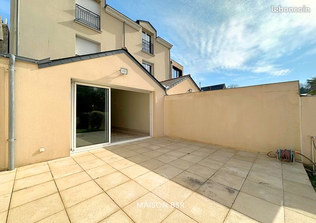 Maison 6 pièces 180 m² — 12
