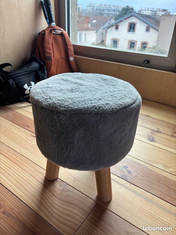 Petit tabouret (image 1)