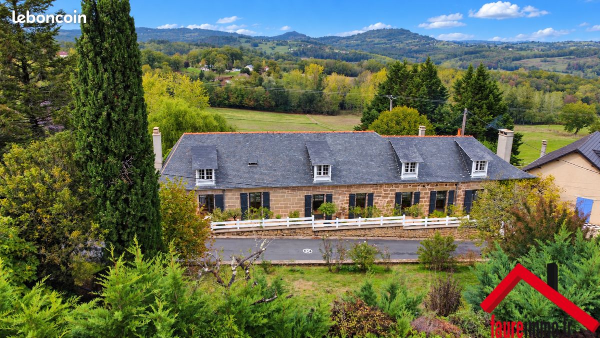Maison 6 pièces 217 m² · à Brignac-la-Plaine · 217 m² · 288 750 €