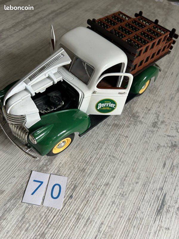 La voiture Chevrolet militaire HQ en miniature par Solido au 1/43e