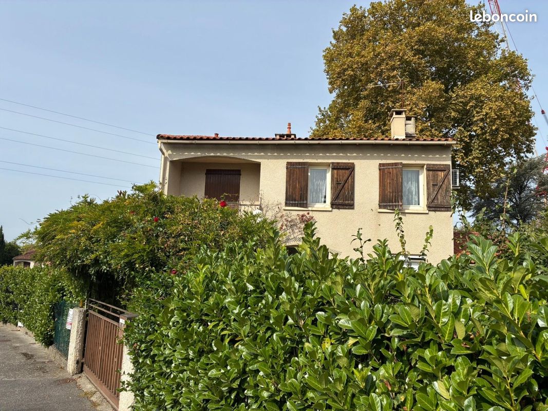 Maison 10 pièces 210 m² · à Quint-Fonsegrives · 210 m² · 365 000 €
