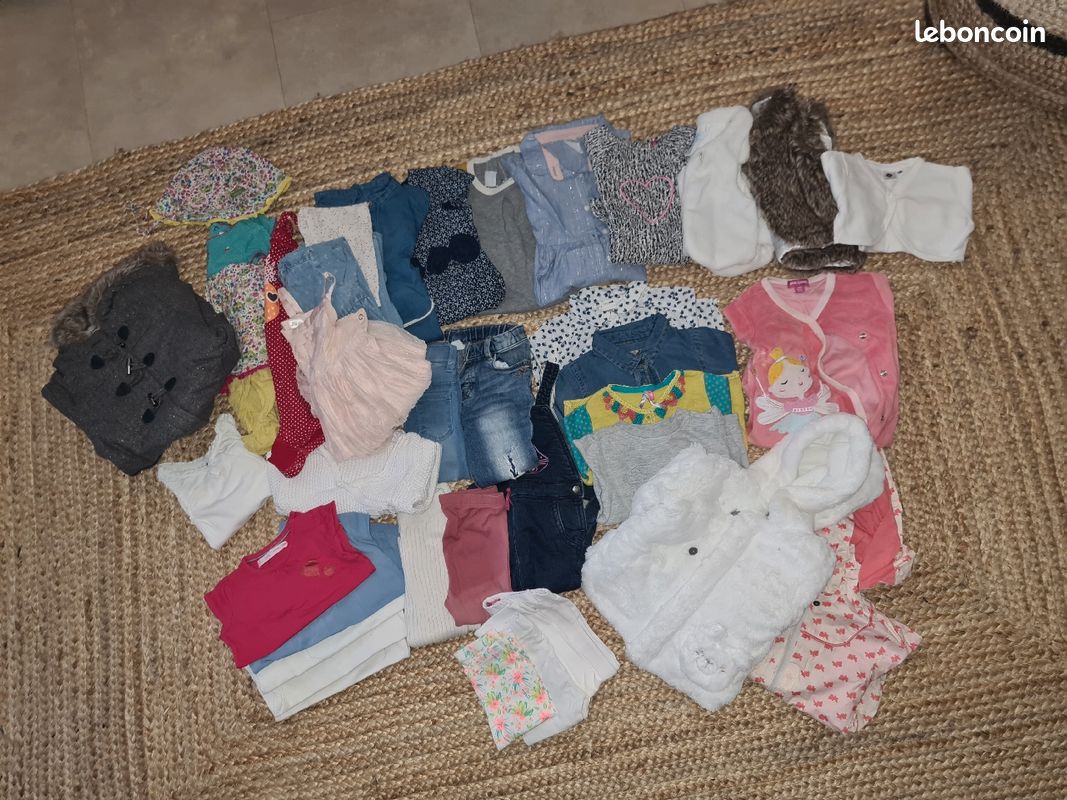 Lot vêtements bébé (image 1)