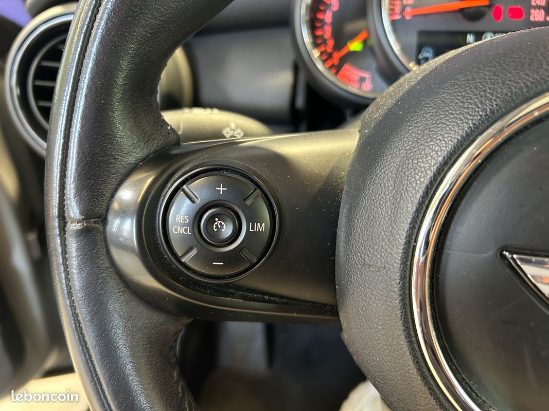MINI Mini 1.2 102ch One - 2015 - 90 000 km - Toit ouvrant- Harman Kardon - EDITION MARYLEBONE (image 12)