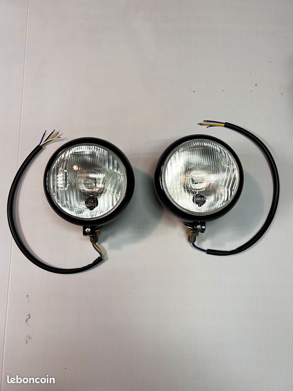 2 phares Tracteur ancien 150 mm (image 1)
