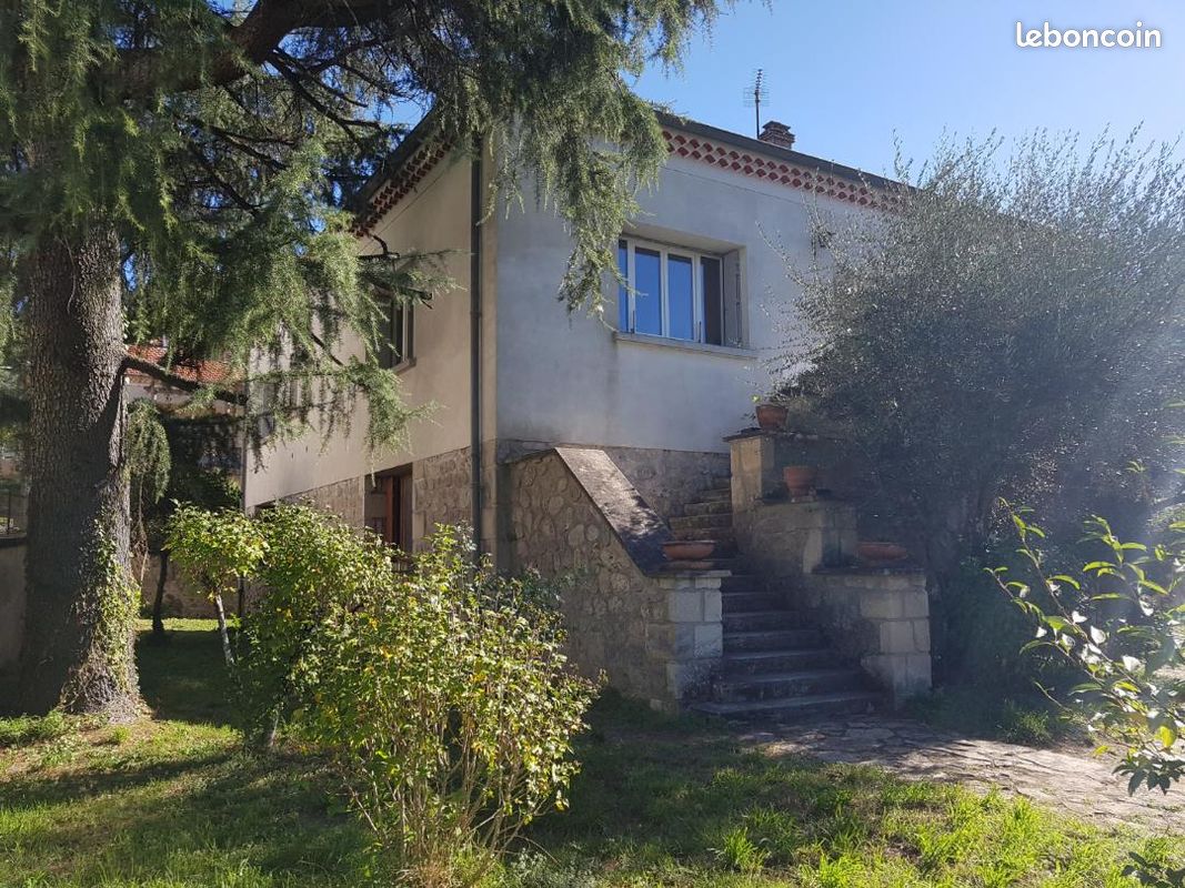 Maison 7 pièces 185 m² · à Vals-les-Bains · 185 m² · 255 000 €