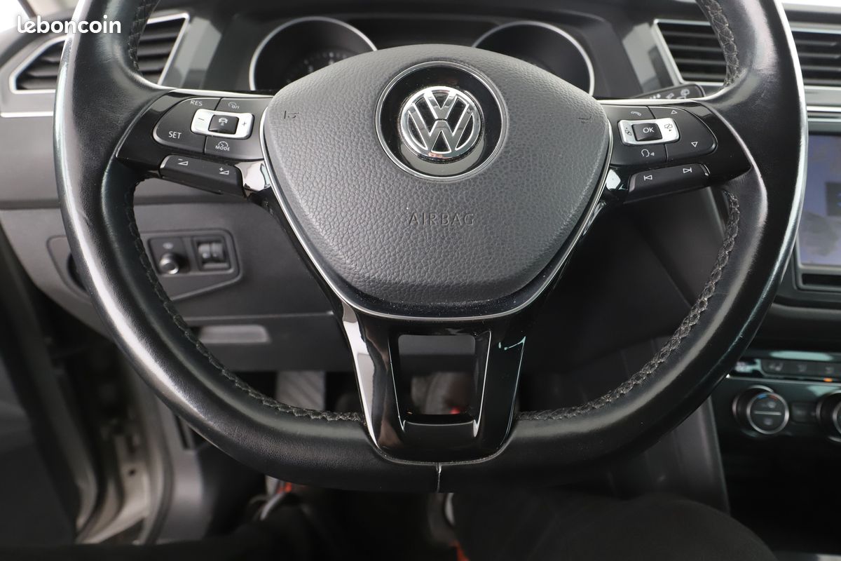 Volkswagen Tiguan 1.4 TSI ACT BlueMotion Tech Confortline DSG6 150 ch (image 16)