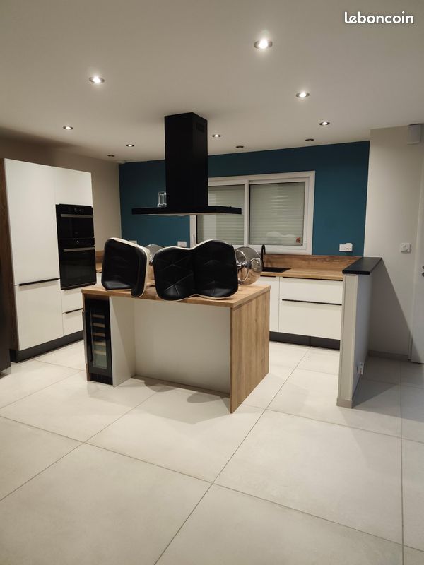 Maison 6 pièces 129 m² · à Ouroux-sur-Saône · 129,1 m² · 1 360 €/mois