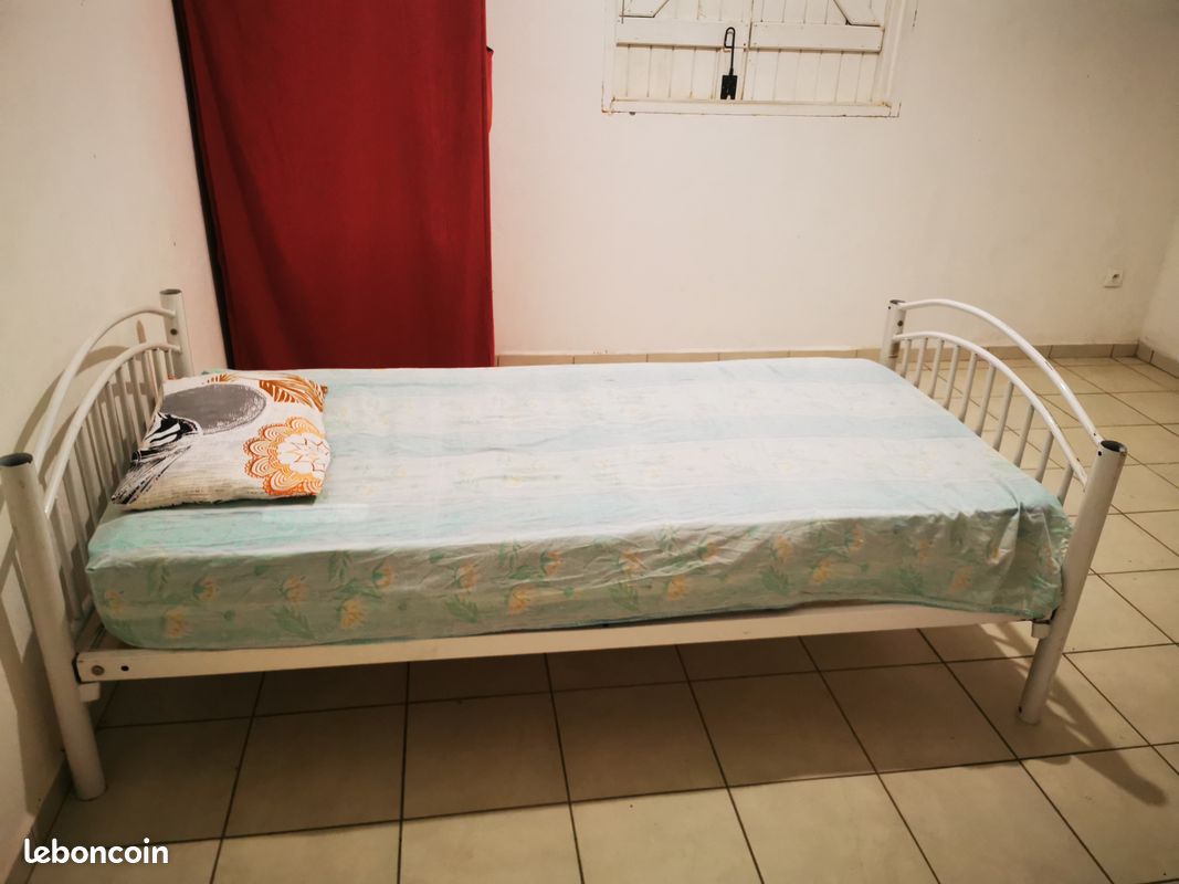 Vente de mobiliers (image 1)