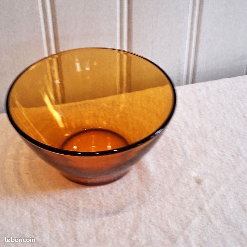 3 Bols en verre ambré jaune de chez Duralex