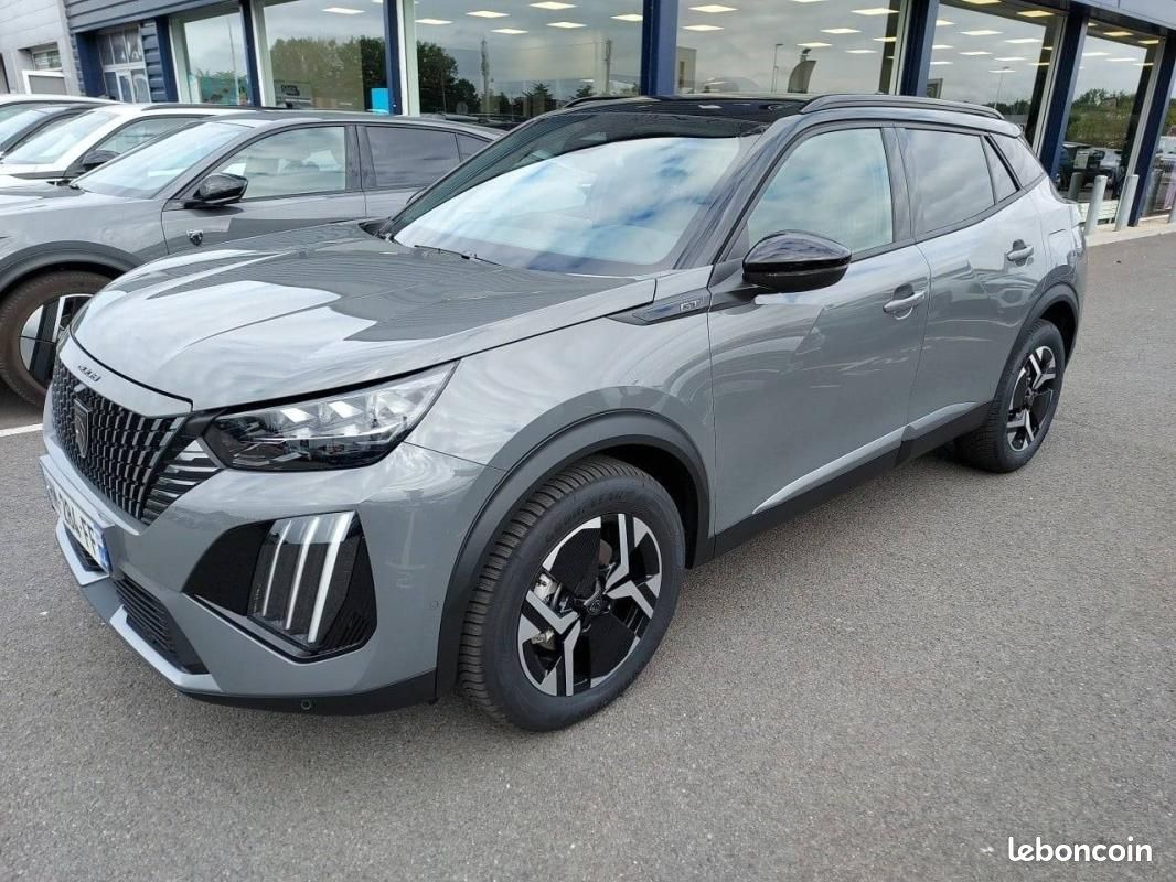 Peugeot 2008 Hybrid 145 e-DCS6 - GT Exclusive (image 16)