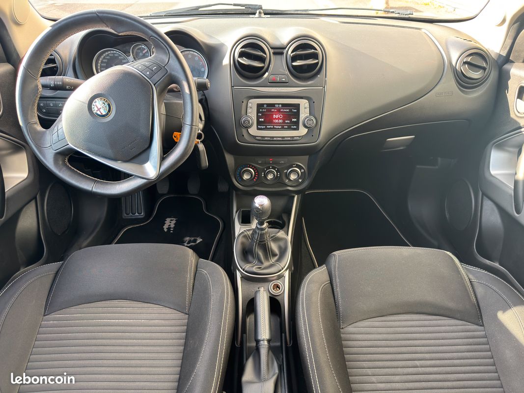 Alfa romeo MITO 1.4 MPI 78ch junior 1ère main - climatisation (image 5)