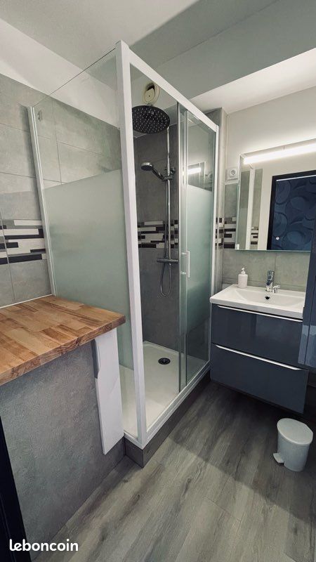 Loc Studio vue Port Camargue (image 9)