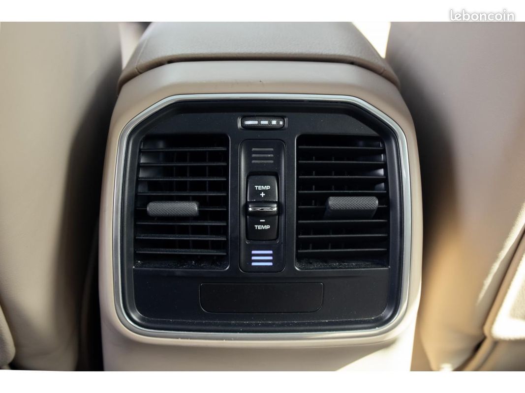 PORSCHE MACAN 3.0i V6 - 354 - BV PDK PHASE 2 / CARPLAY / Échappement sport / toit panoramique (image 9)